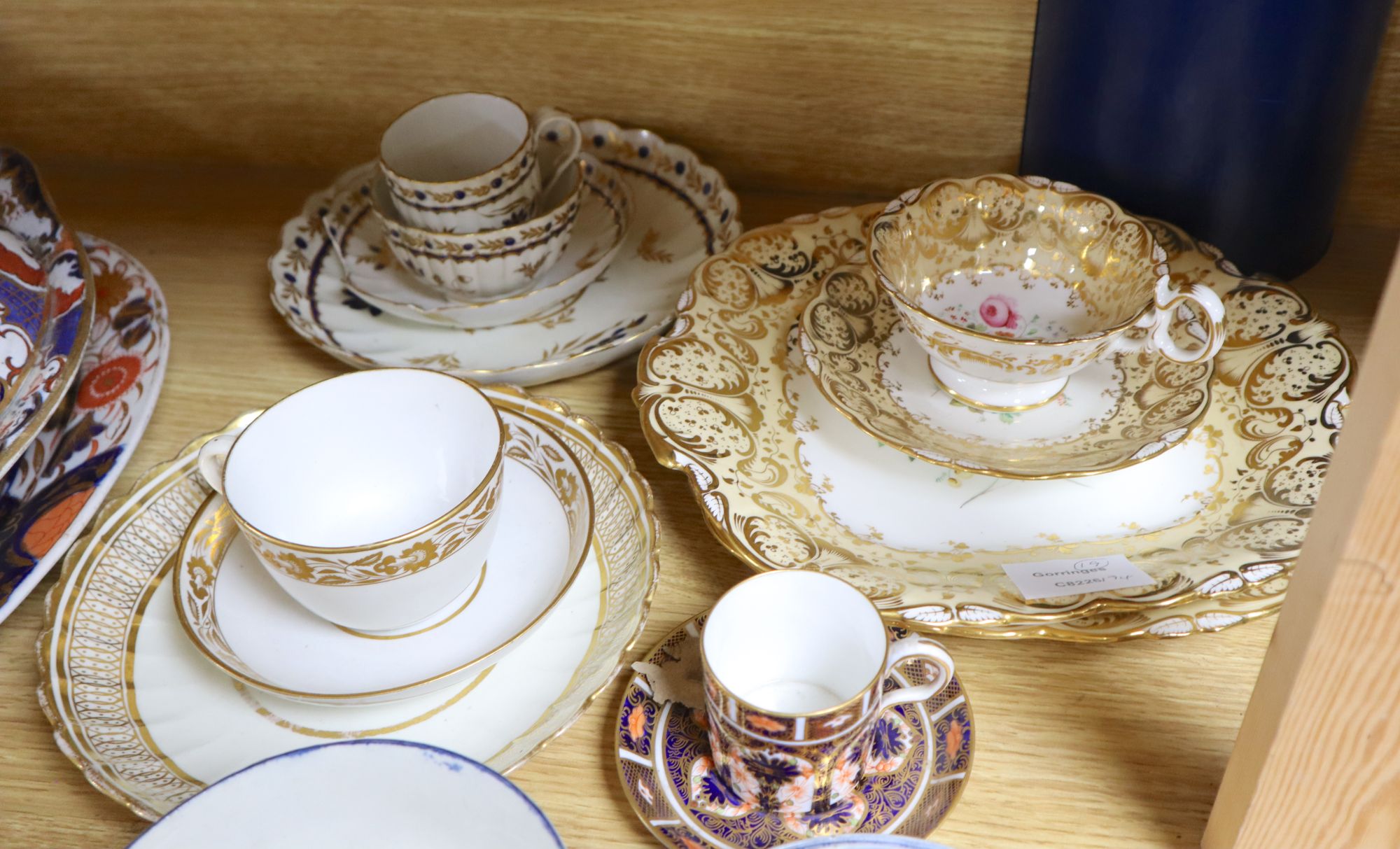 A quantity of English porcelain including Worcester, Royal Crown Derby etc.